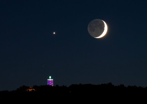 Moon and Venus over Enger Tower, 7/15/2018